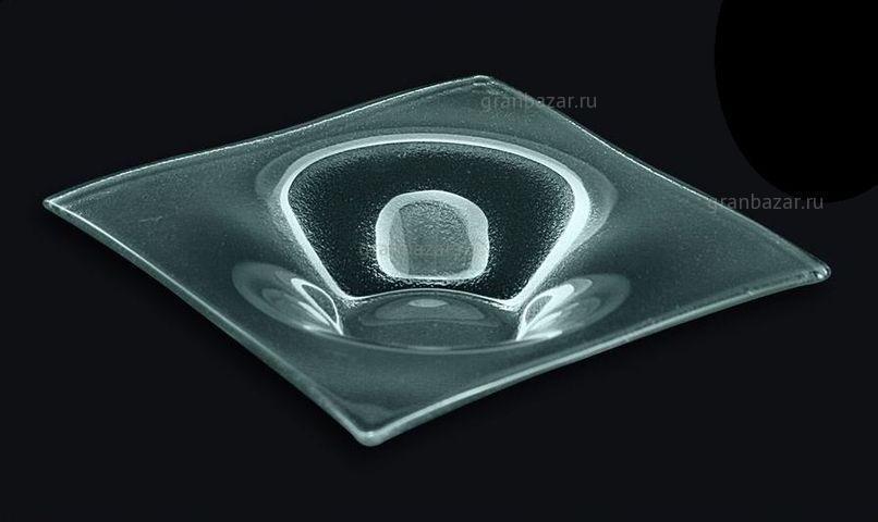 Тарелка 180x180 мм прозр. стекло Glassware 3D /1/ 1818-1908-94-004