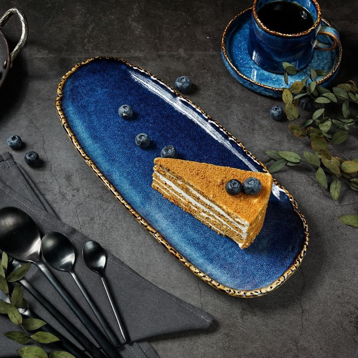Блюдо овальное Aqua Blue 350*150 мм, фарфор P.L. Proff Cuisine ZA0309-13-A
