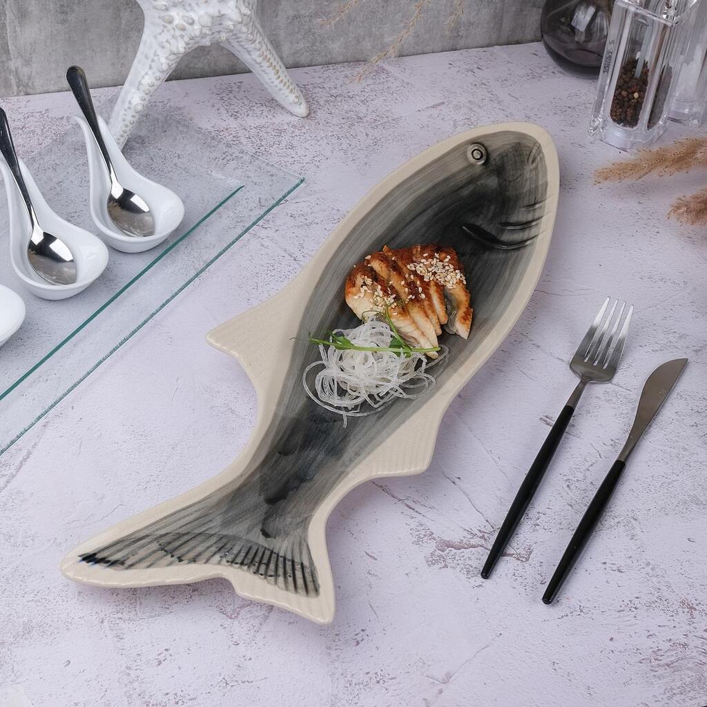 Блюдо овальное Рыба Gray Fish Frutti di Mare 470х150 мм h35 мм P.L. Proff Cuisine QB23085002