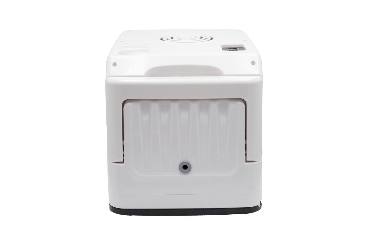 Холодильник термоэлектрический для молока Enigma AQ-6L white&black milk fridge